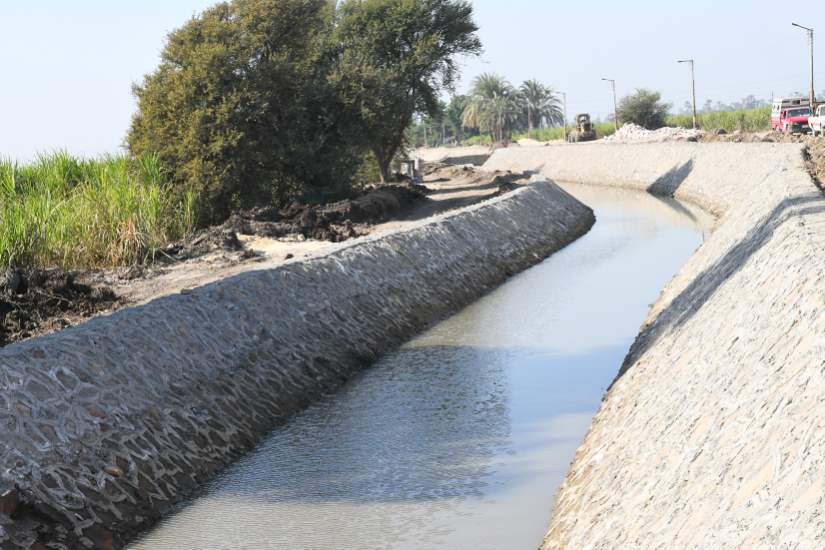 مشروع تبطين الترع 