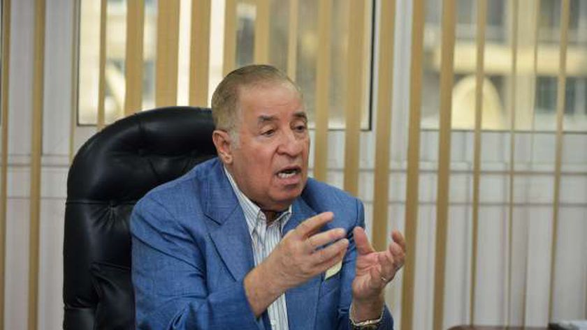 الدكتور محرم هلال رئيس اتحاد المستثمرين