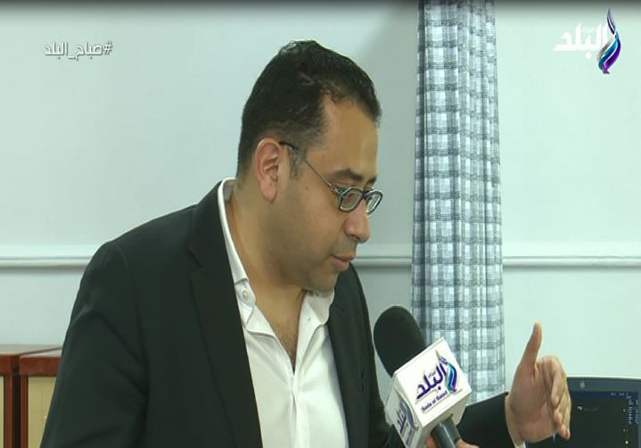 أستاذ مساعد النساء والتوليد بقصر العينى