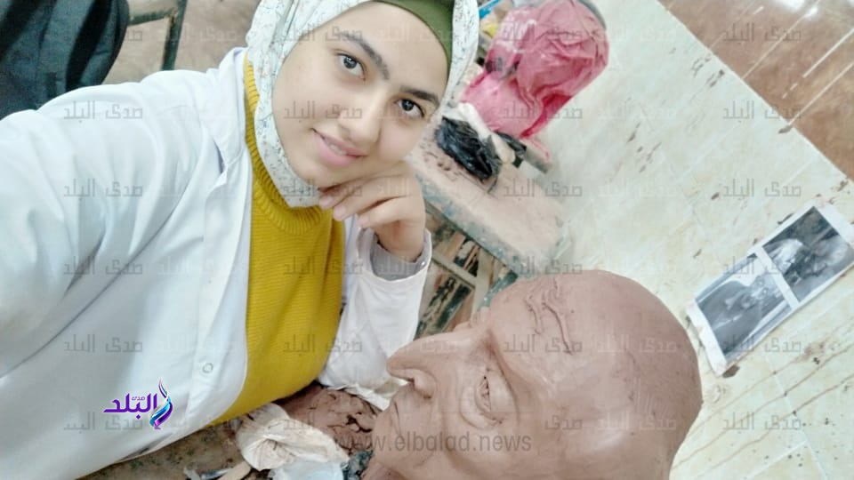 الفتاه