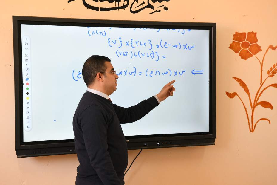 بدء البث الإذاعي للمواد التعليمية علي المنصات الالكترونية لت