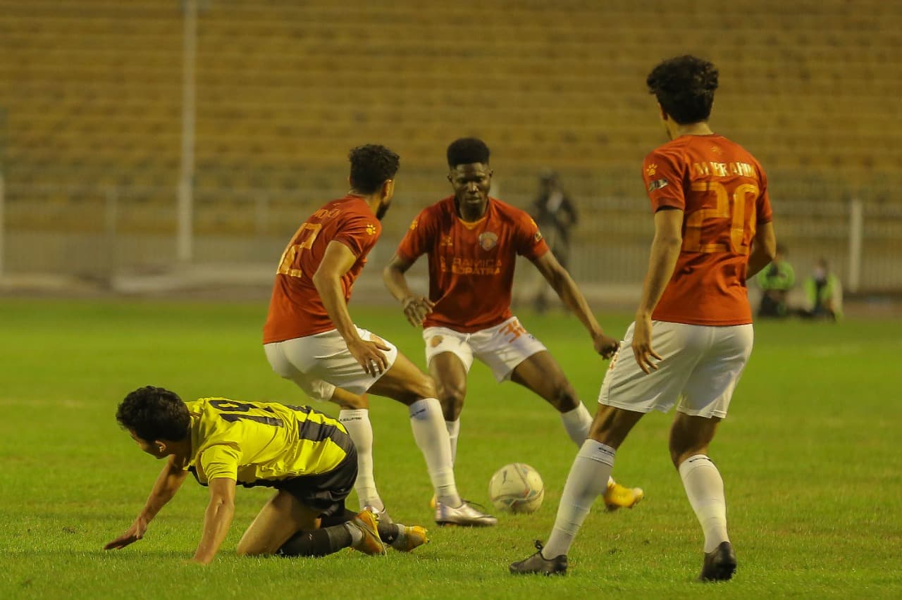 لقاء سيراميكا والمقاولون العرب