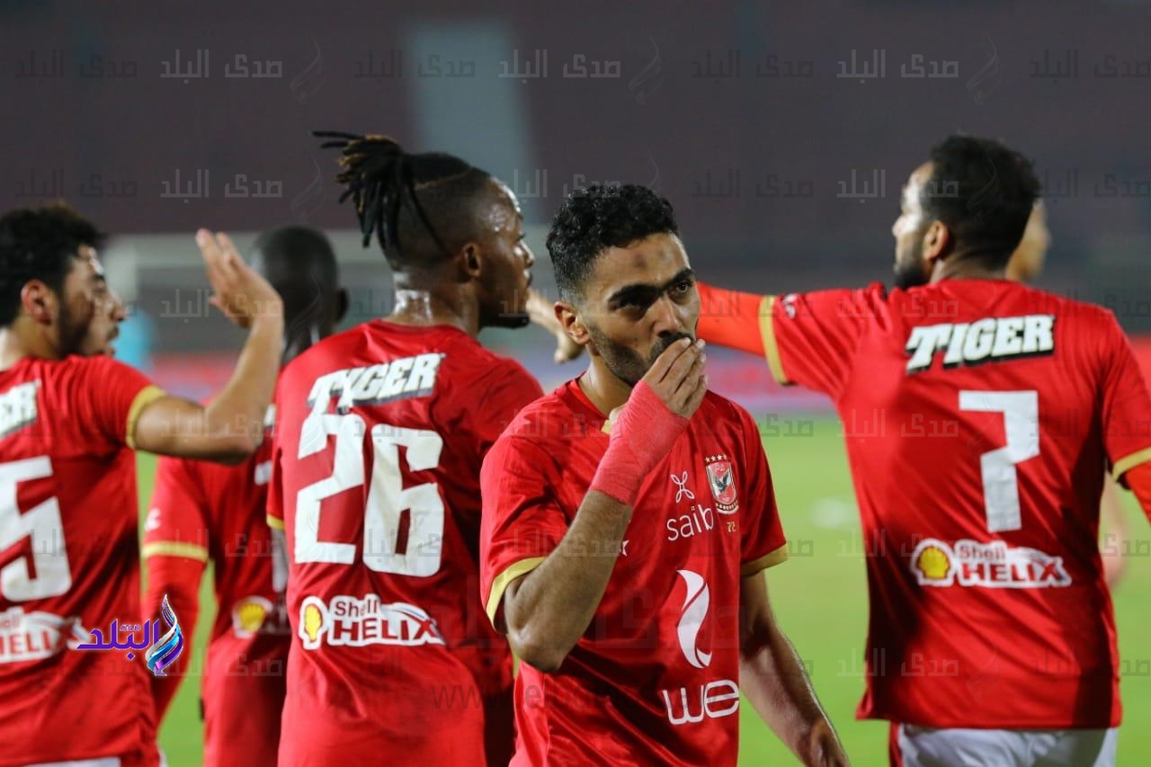 لاعبو النادي الأهلي 