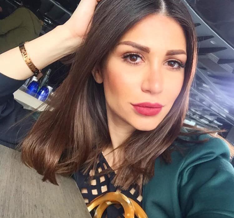 سارة نخلة