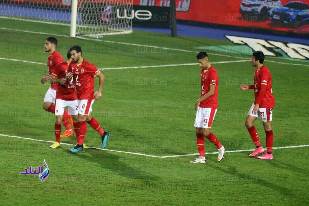 لاعبو النادي الأهلي 