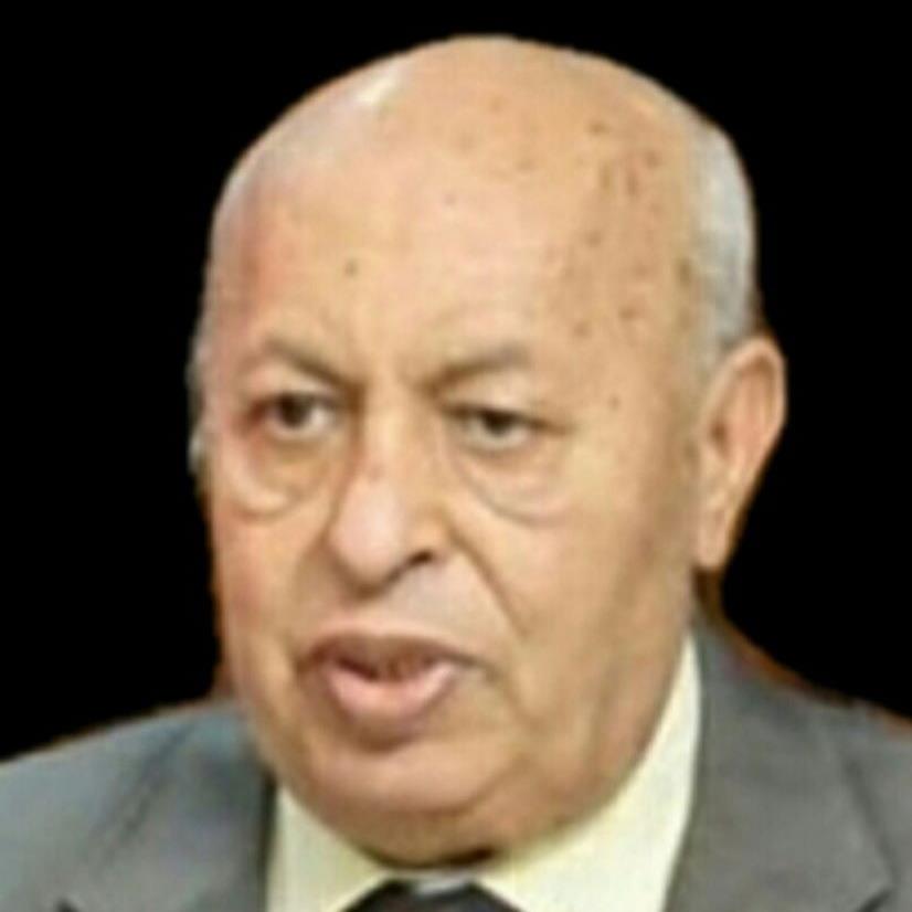 الدكتور محمد نبيه الغريب 