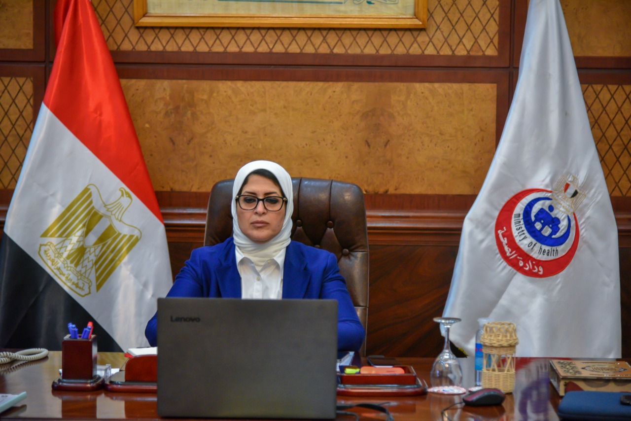 هالة زايد وزيرة الصحة 