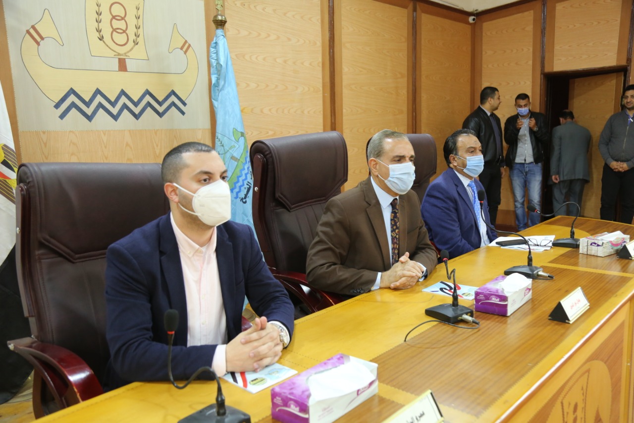 محافظ كفر الشيخ