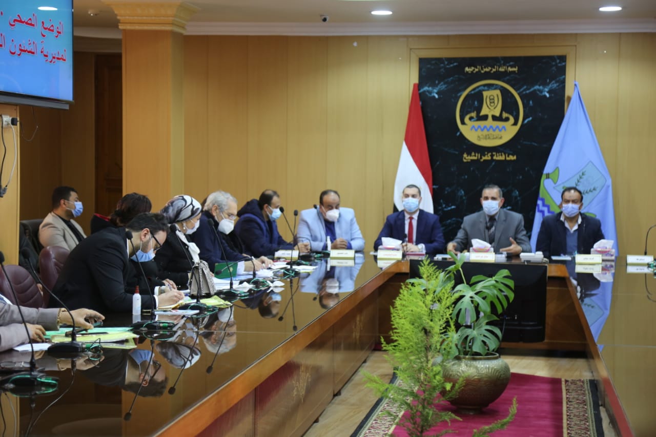 اجتماع المحافظ مع النواب 