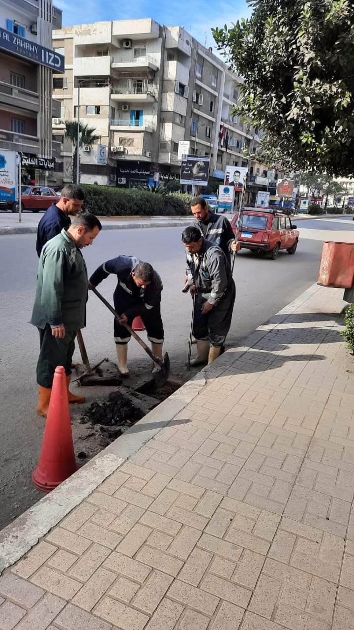 مياة البحيرة 