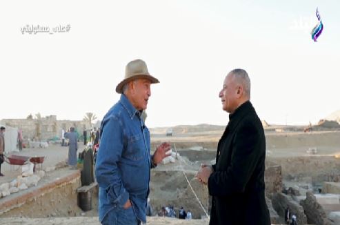 احمد موسى وزاهي حواس