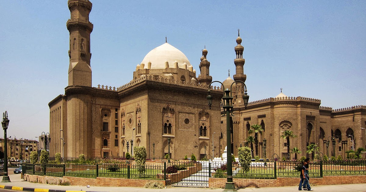 مدرسة و جامع السلطان حسن 