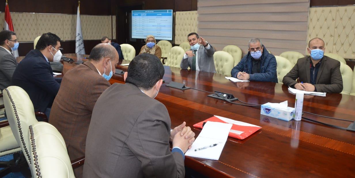 جانب من الاجتماع للجنة 