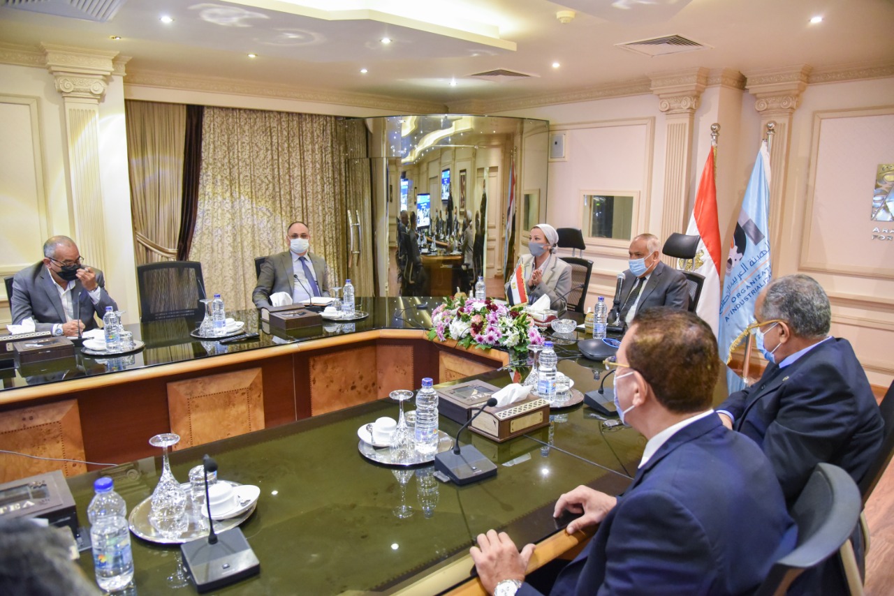 تفاصيل إنشاء أول مصنع لتدوير مخلفات النخيل