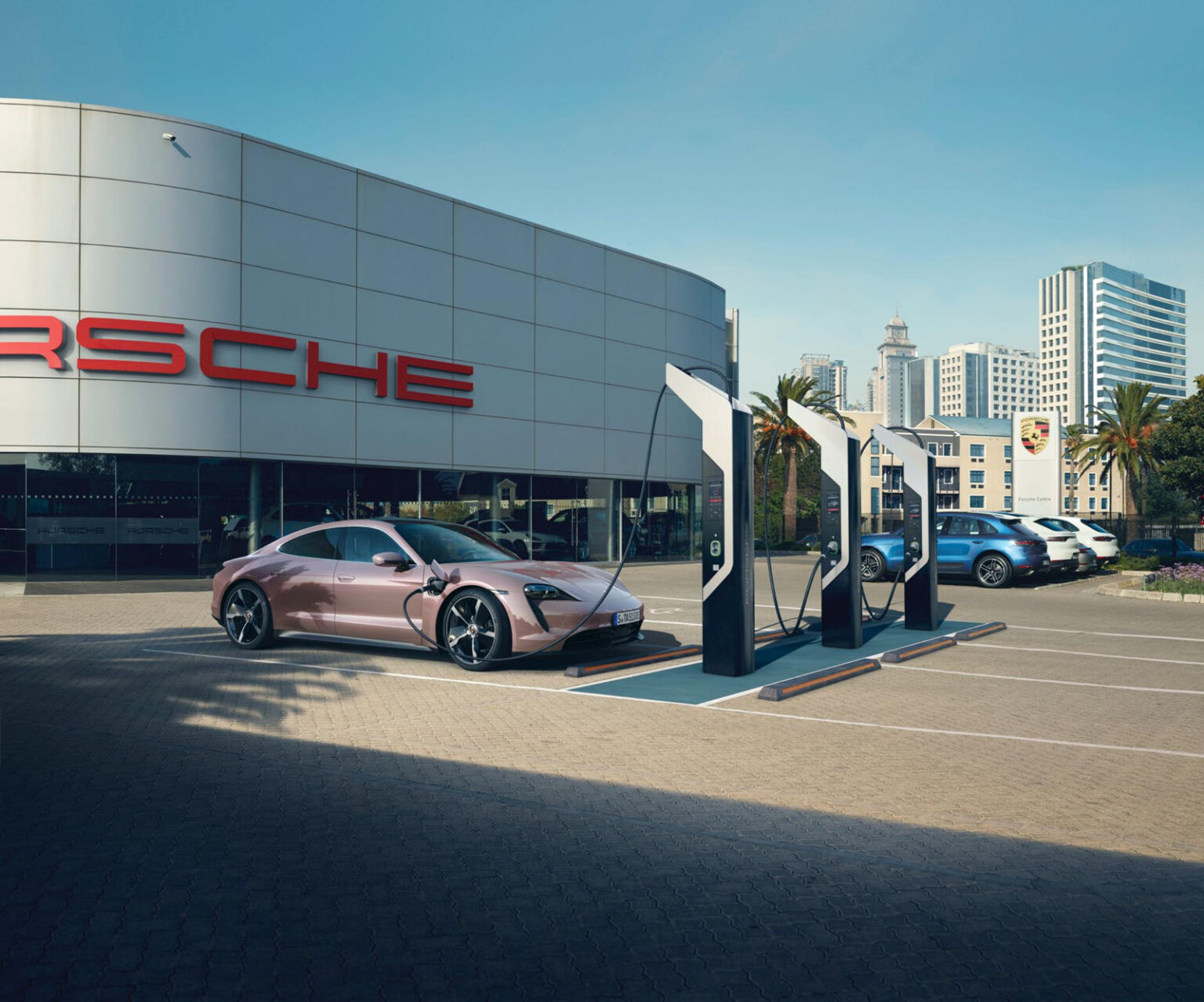 بورش تايكان 2021 porsche taycan 