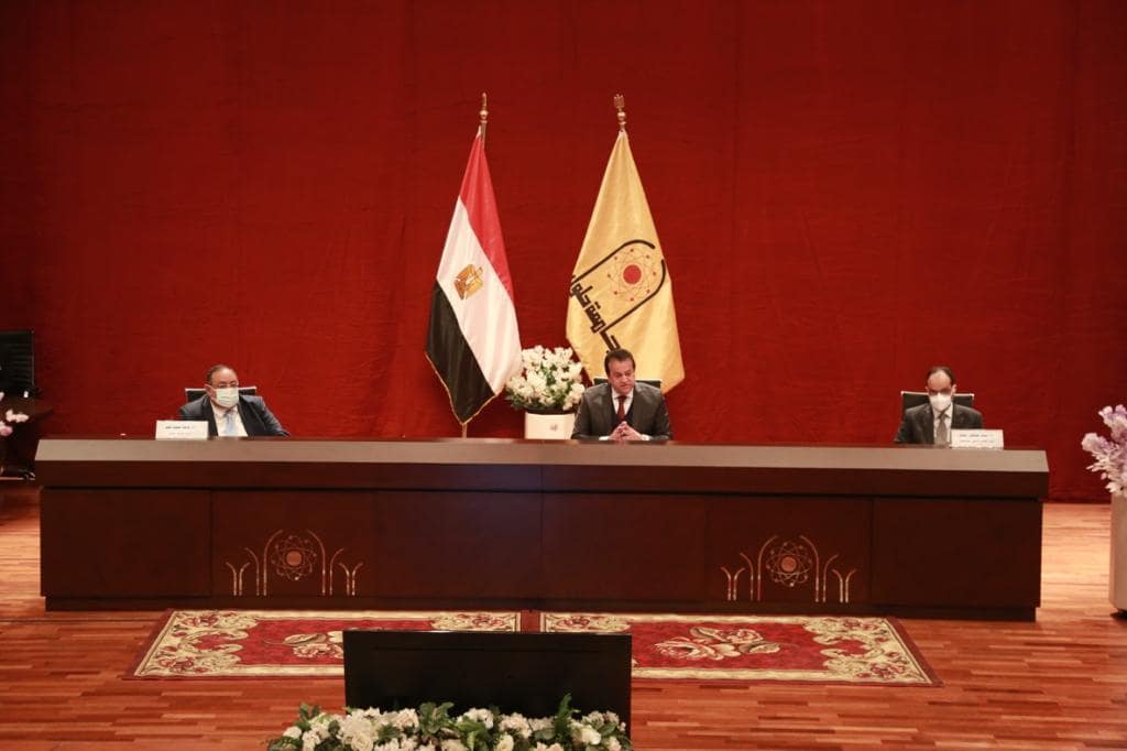 جانب من اجتماع المجلس 