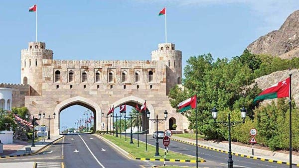 قرار عاجل من سلطنة عمان بشأن إغلاق الحدود البرية