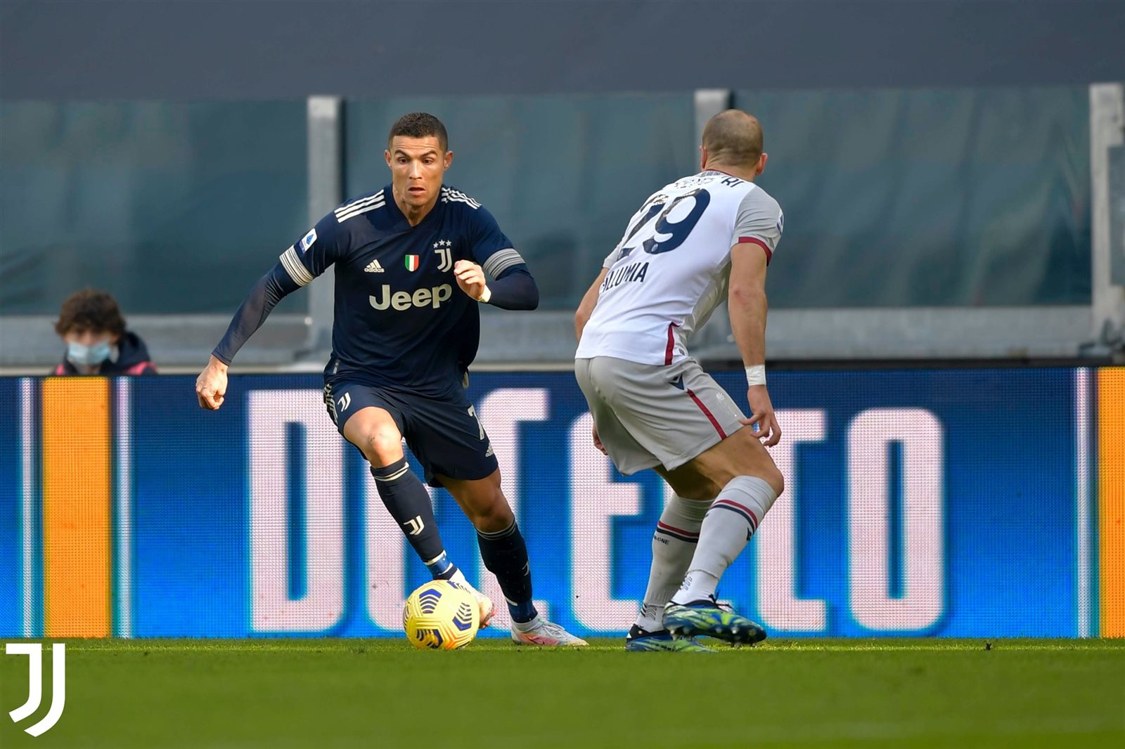 يوفنتوس ضد بولونيا