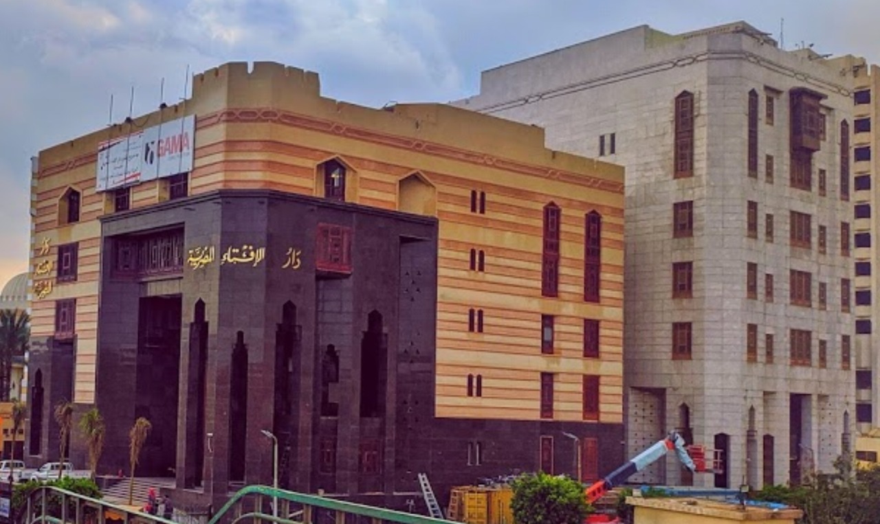 الإفتاء: الله عز وجل شبه من يخوض في أعراض الناس 