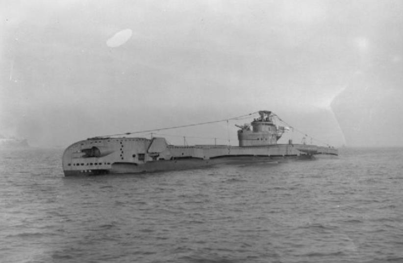 الغواصة داكار عام 1944 عندما كانت تابعة للبحرية البريطانية 