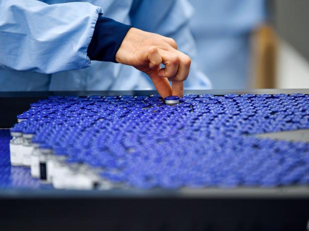 لقاحات كورونا 