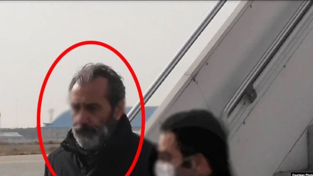 صورة لأمريكي إيراني اعتقلته طهران بتهمة التجسس 