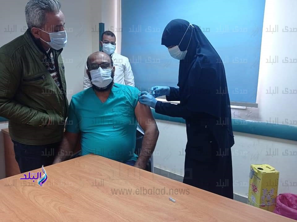 صحة قنا تبدأ تطعيم الأطقم الطبية بلقاح كورونا