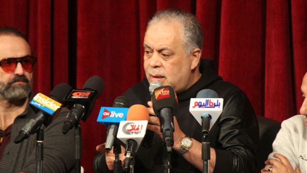 الفنان أشرف ذكي خلال المؤتمر الصحفي اليوم  الفنان أشرف ذكي خلال المؤتمر الصحفي اليوم