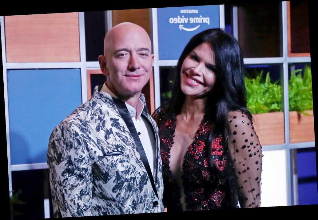 جيف بيزوس  وصديقته 