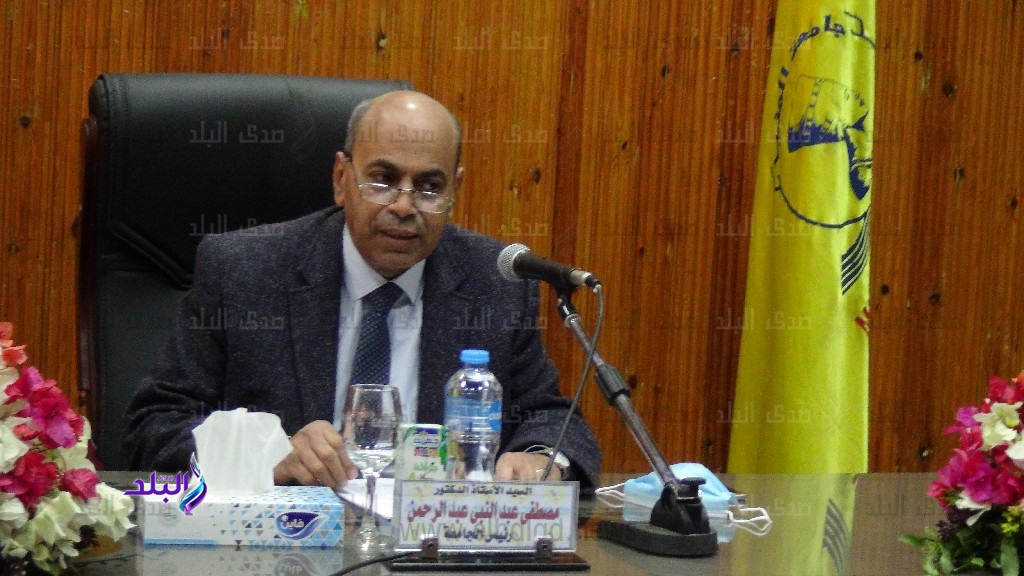 رئيس جامعة المنيا