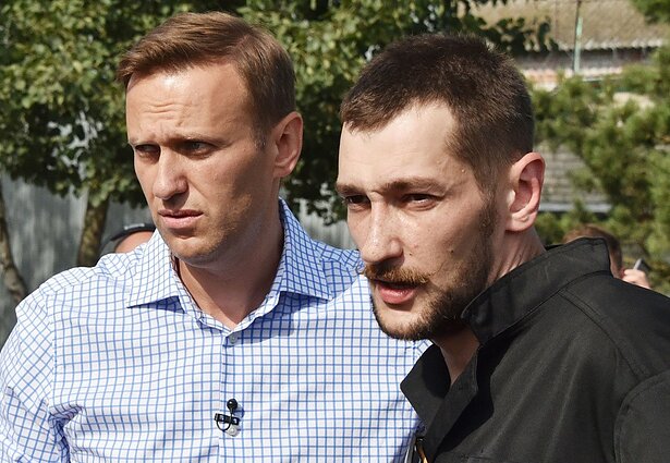 أوليج نافالني وأليكسي نافالني