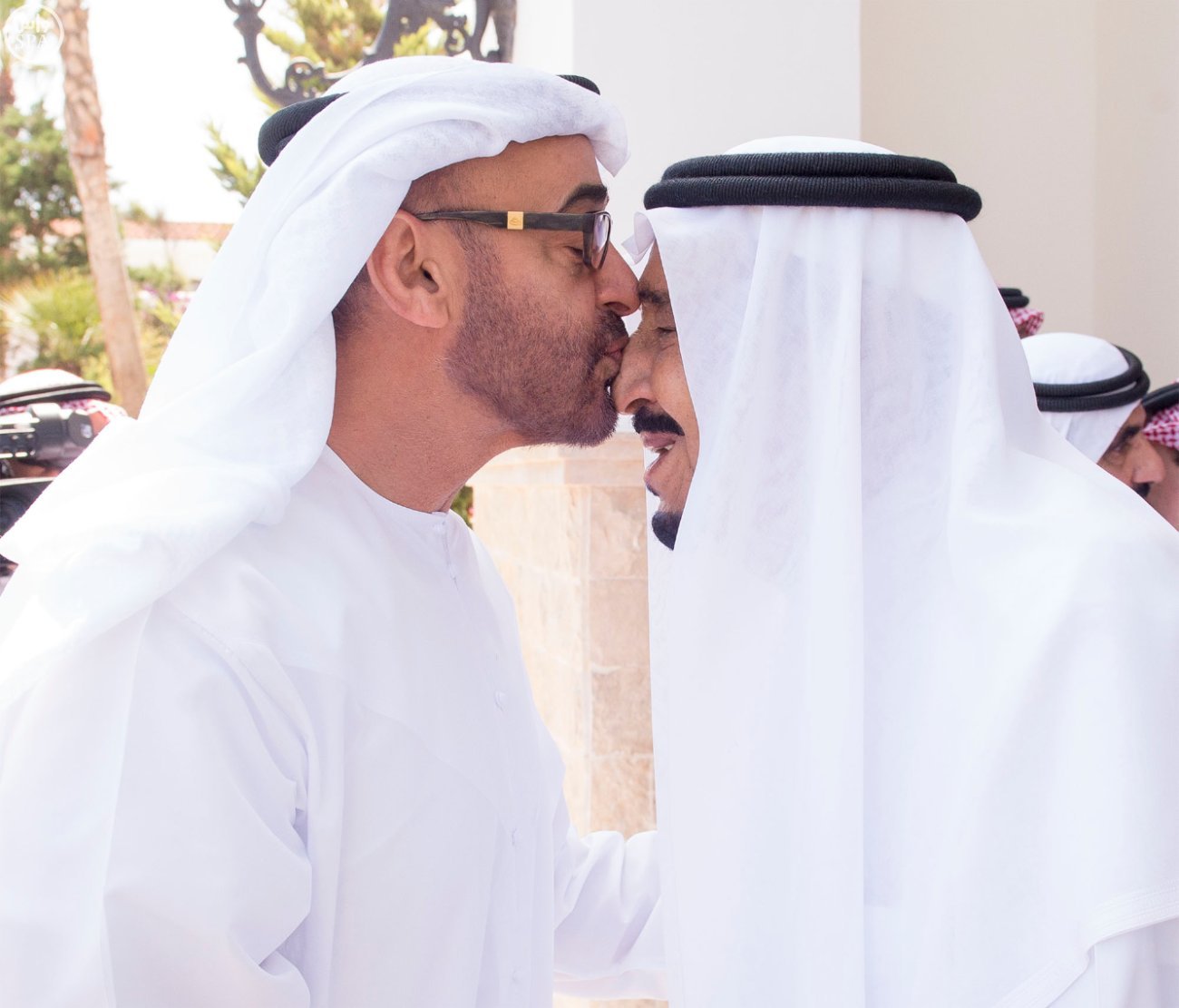 قادة الإمارات يبعثون برقيات تعزية لـ خادم الحرمين الشريفين