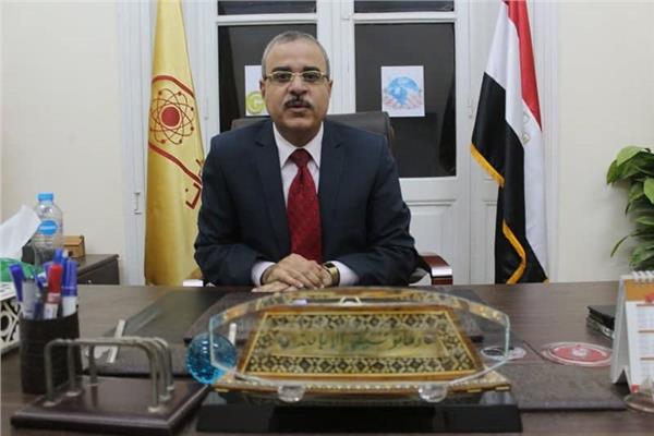 الدكتور ياسر جاد الله 