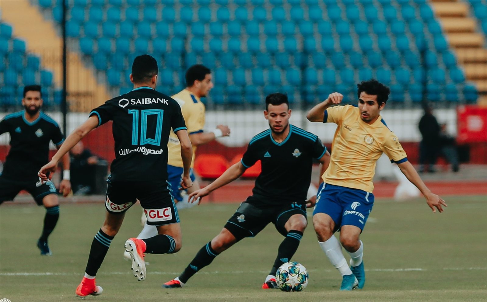 جانب من لقاء سابق بين الفريقين