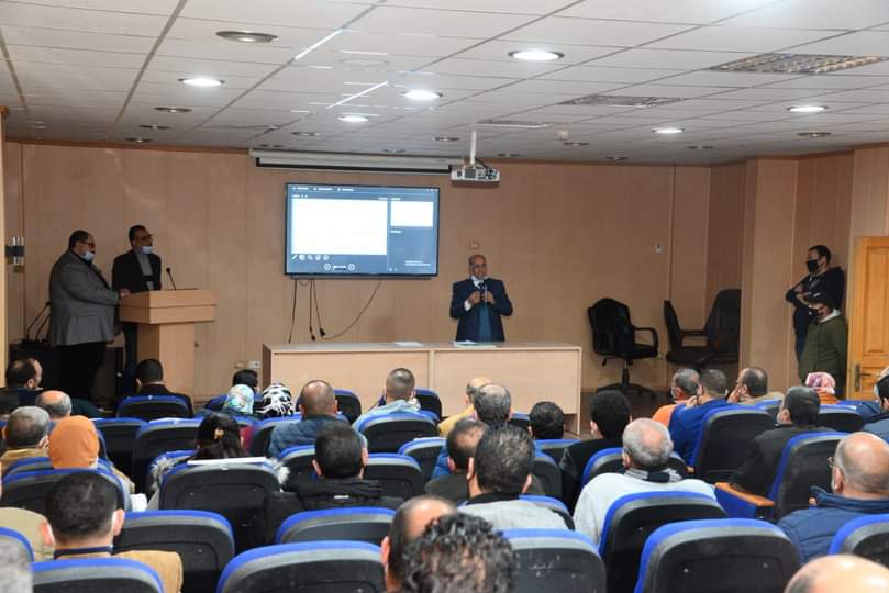 مياه الإسكندرية: حصر العدادات المتوقفة ووضع خطة للإصلاح 