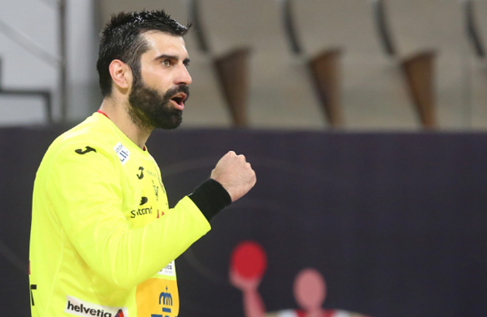 رودريجو كوراليس حارس مرمى منتخب إسبانيا