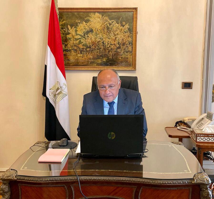 وزير الخارجية خلال اللقاء