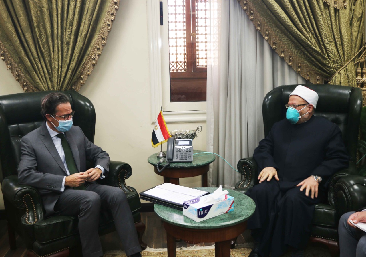 مفتي الجمهورية يستقبل السفير الفرنسي بالقاهرة