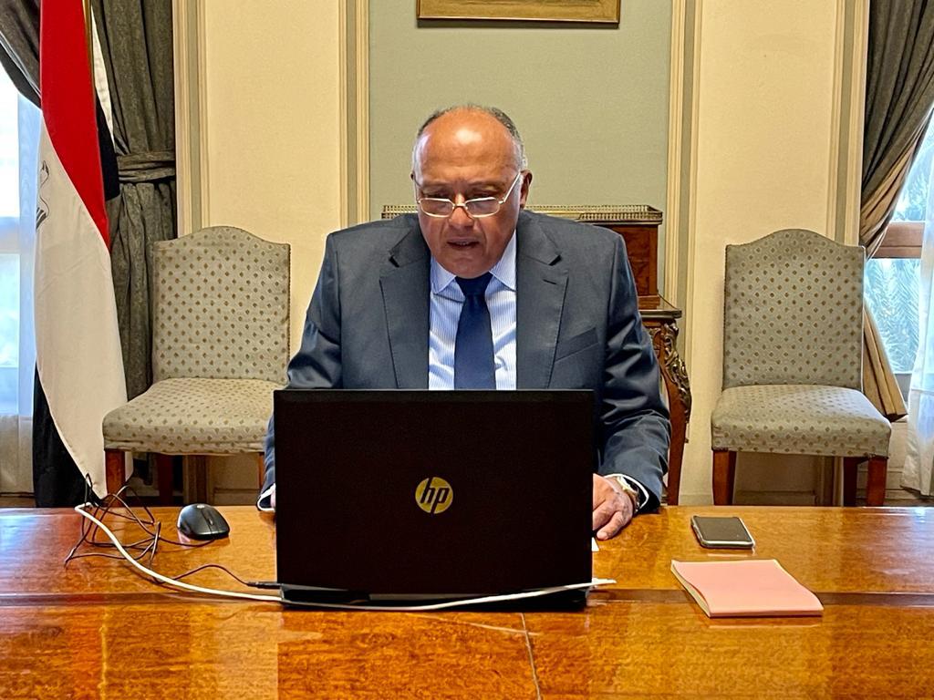 الوزير خلال اتصاله بنظيره البرازيلي