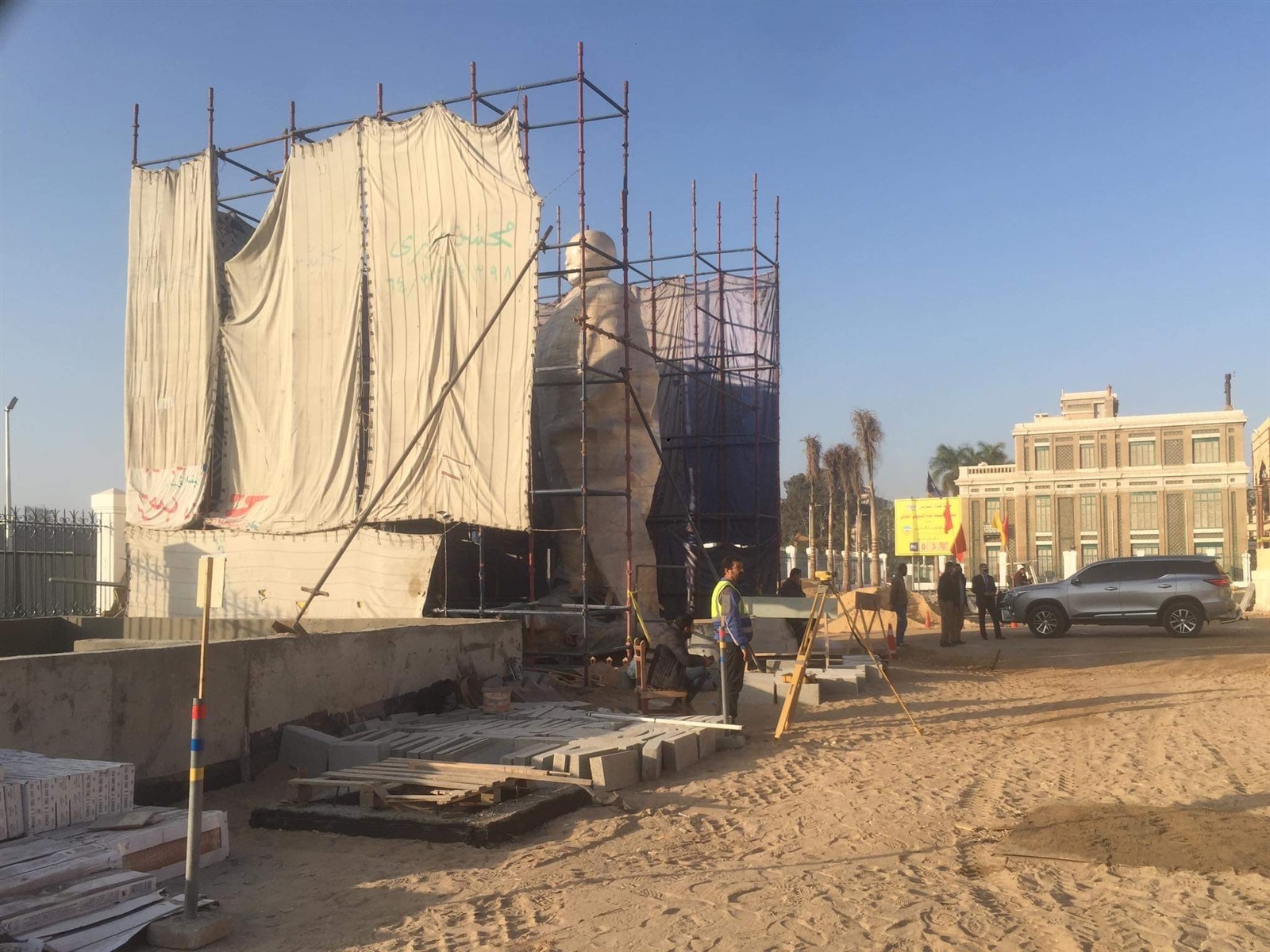 تمثال ديليسبس داخل متحف هيئة قناة السويس