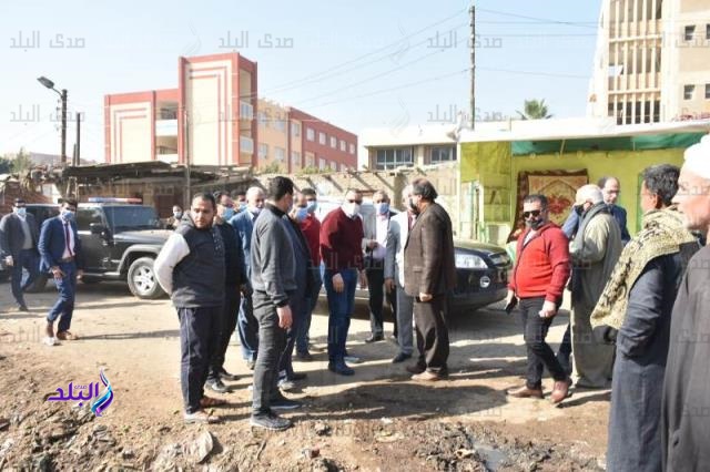 محافظ الشرقية يأمر بتطهير ورفع المخلفات من المصارف