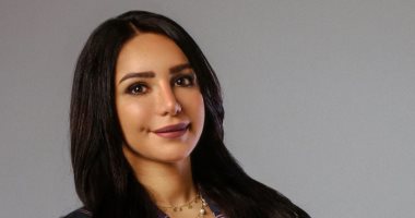 انجي علاء