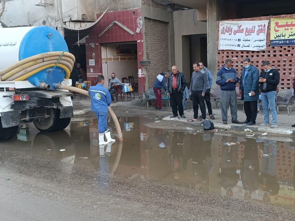 سحب تراكمات مياه الامطار ورفع درجة الاستعداد القصوى ب