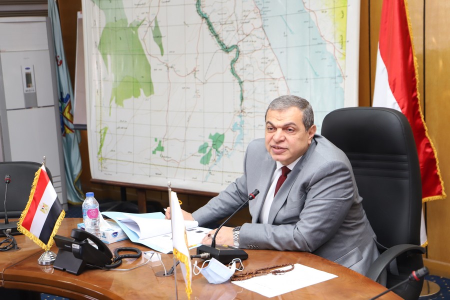 وزير القوى العاملة