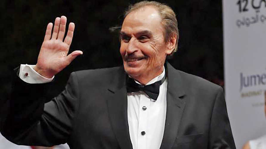 الفنان الكبير عزت العلايلي