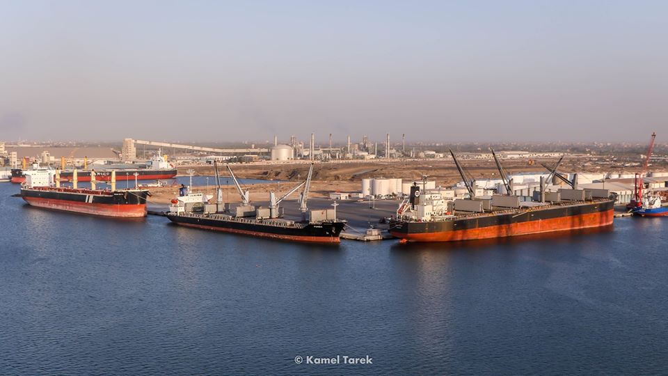 ميناء دمياط