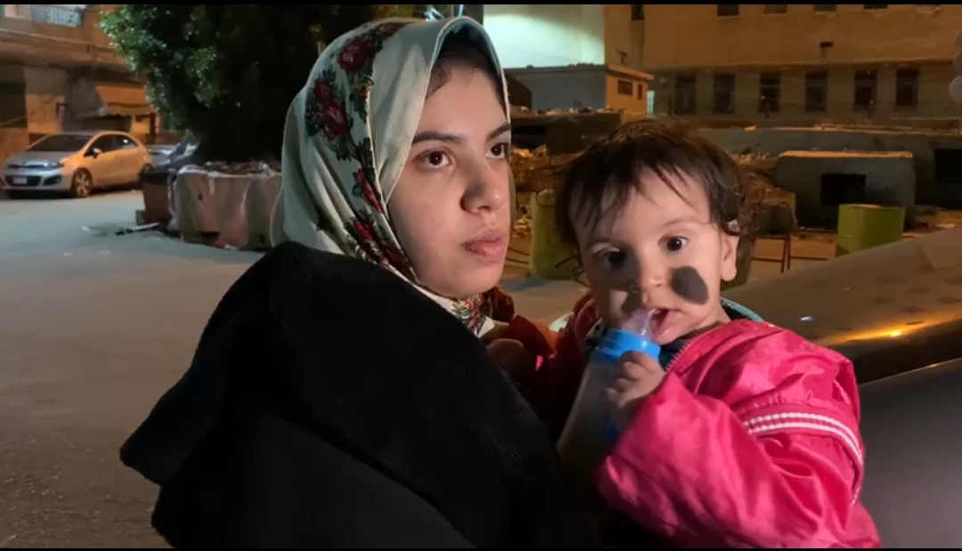 الطفلة