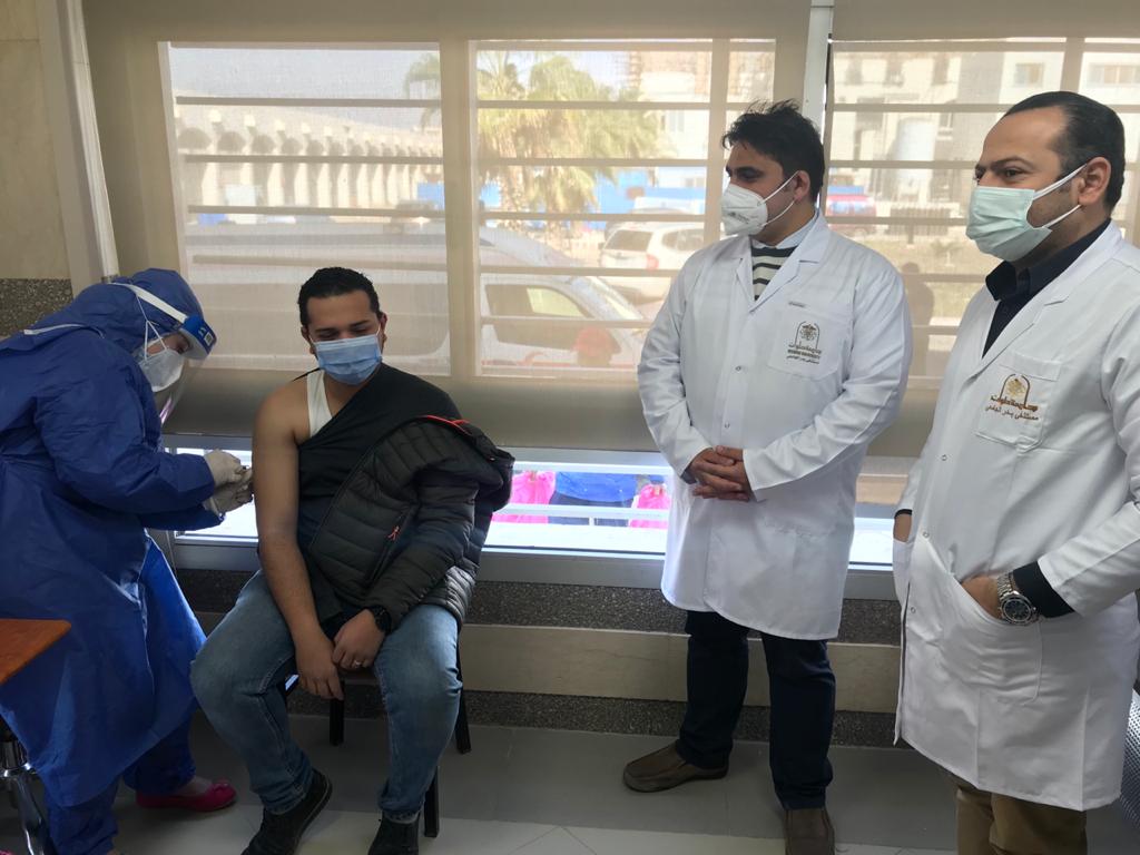 تطعيم الفرق الطبية