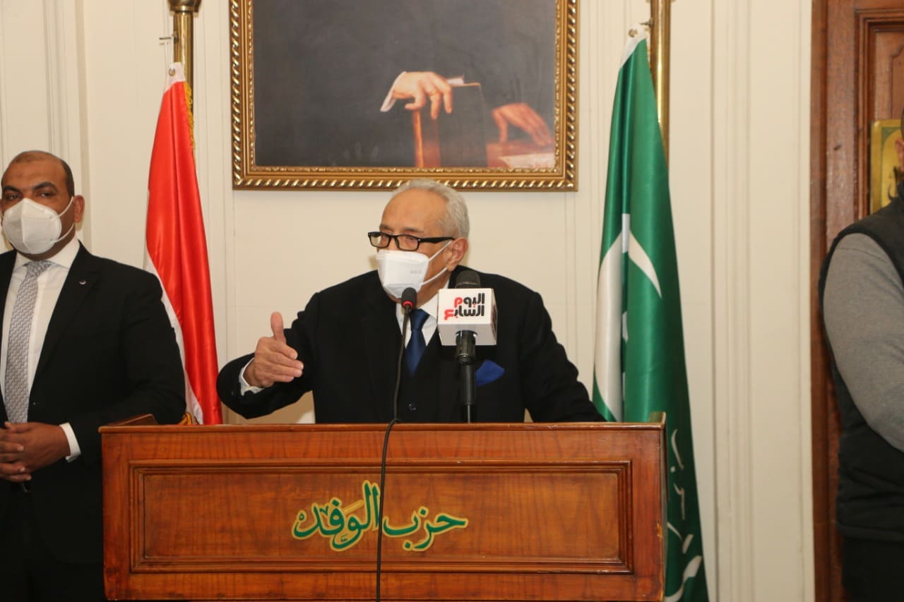 المستشار بهاء أبو شقة رئيس الوفد