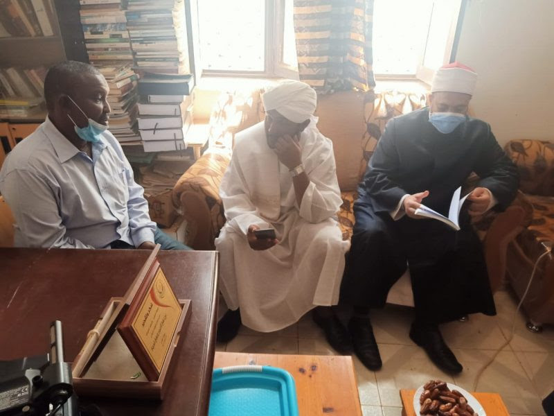 عالم سوداني لعلماء الأوقاف: ثقتنا في علماء مصر لا حدود لها